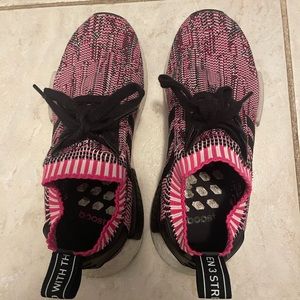 NMD R1 W PK women’s 6 1/2 Adidas